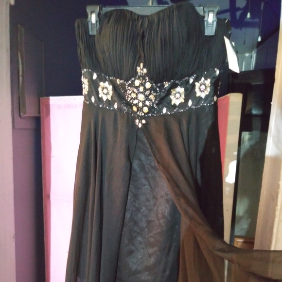 Evening/ night gown - Picture 1 of 3